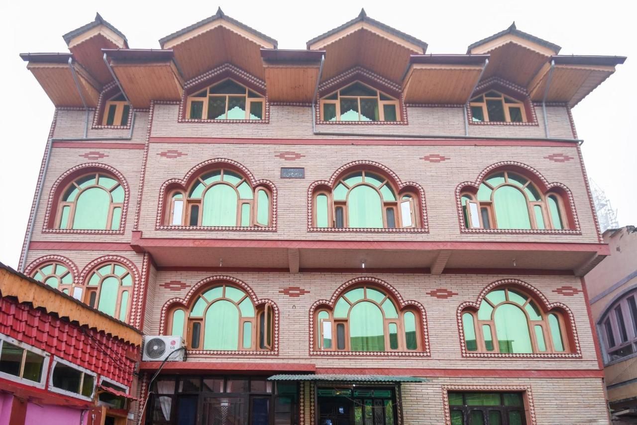 Oyo Hotel New Divine Kashmir Durgjan Exterior foto